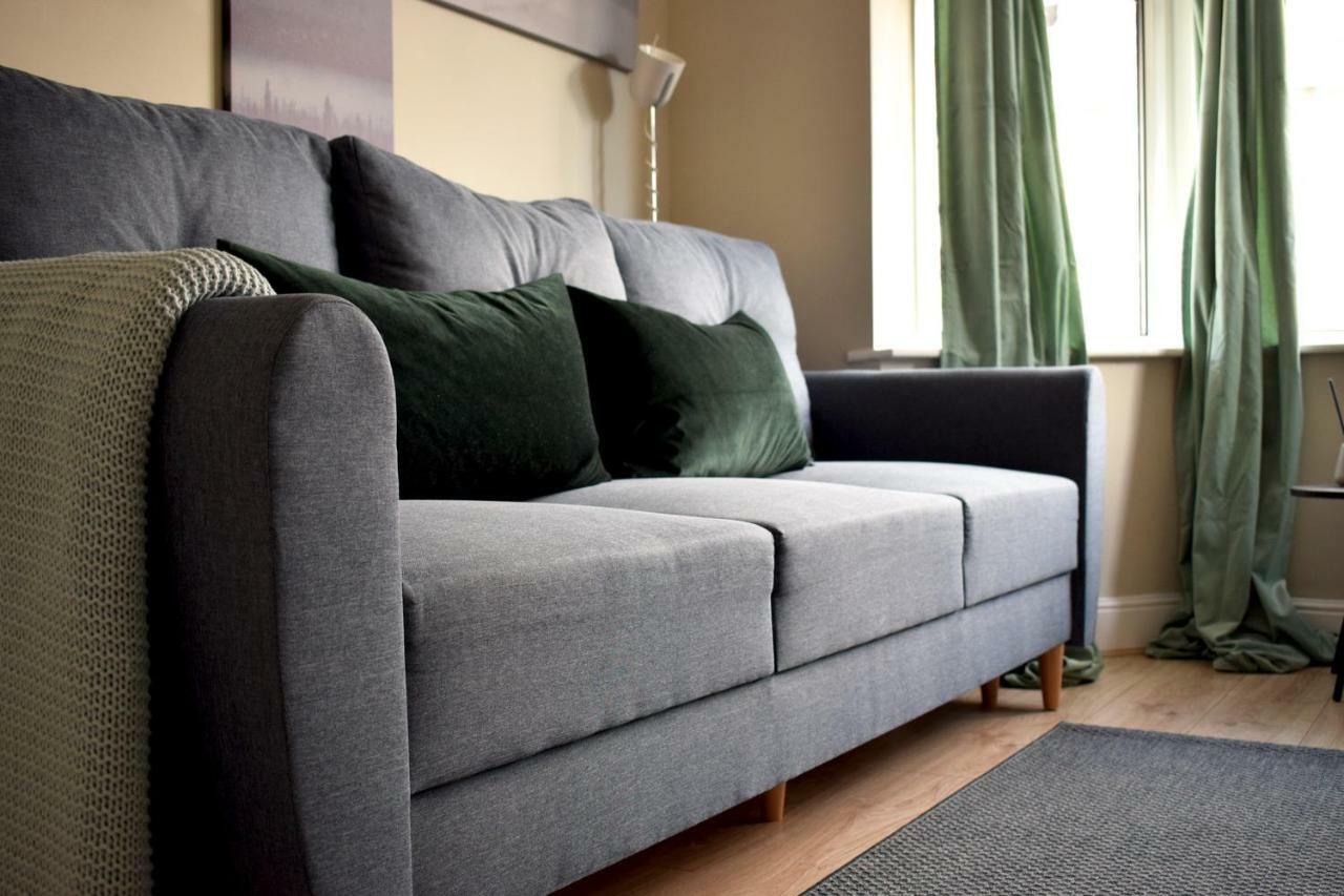 סאות'המפטון Charming Three Bed Home Near City Centre And Hospital מראה חיצוני תמונה
