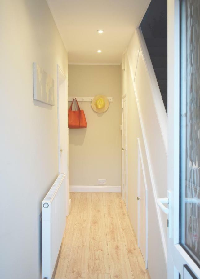 סאות'המפטון Charming Three Bed Home Near City Centre And Hospital מראה חיצוני תמונה